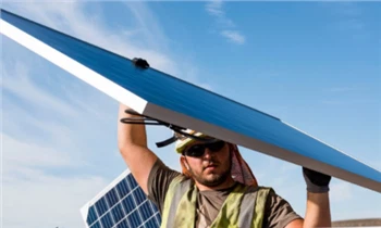 Solarni PV zapošljava oko 3,4 miliona ljudi u 2021