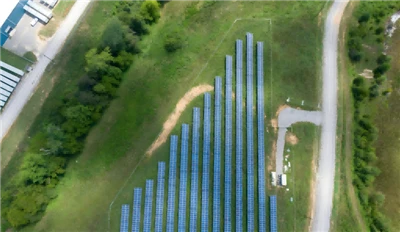 Solar je zadovoljio 61% rasta potražnje za električnom energijom u SAD-u u 2025