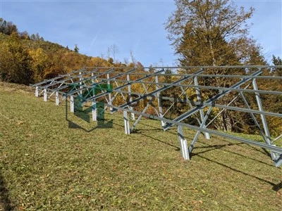 Nosači solarnih panela za zemlju